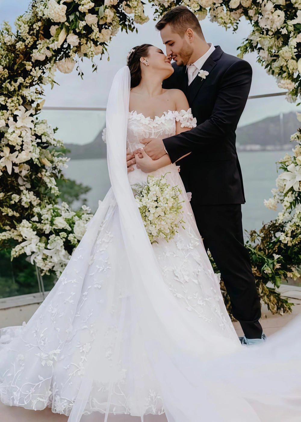 Lisa | Stunning Boho Ball - Gown/Princess Off the Shoulder Floral Applique Wedding Dress with Long Train - White - PromDressClub