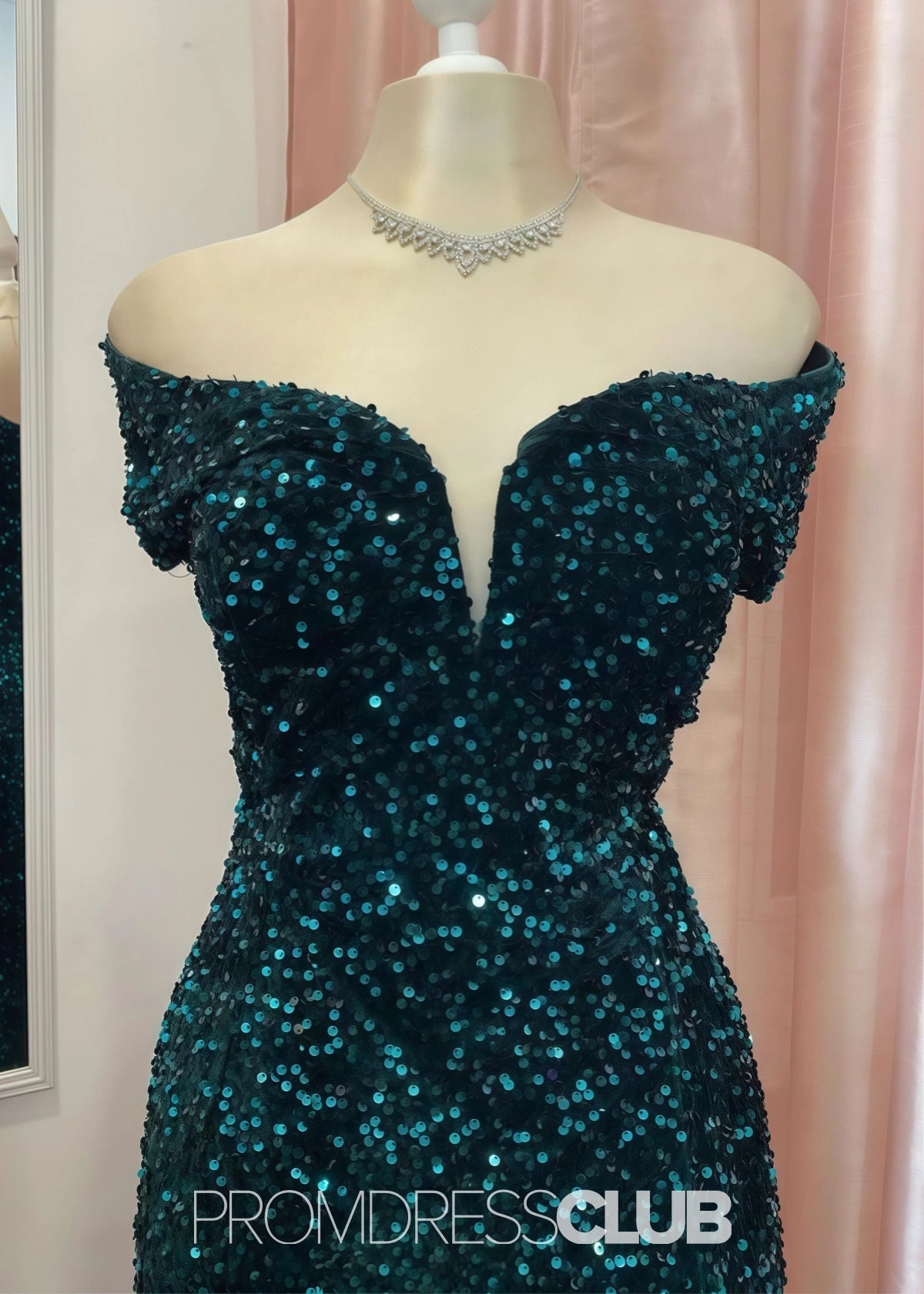 Kristin | Mermaid Sparkly Emerald Green Sequin Maxi Prom Dress - Emerald Green - PROMDRESS Club