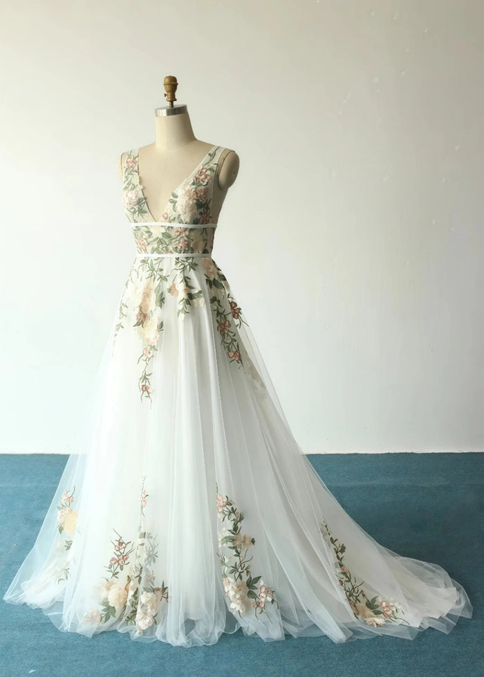 Lily | Discover the Perfect Floral Wedding Dress for Your Dream Big Day - White Floral - PromDressClub