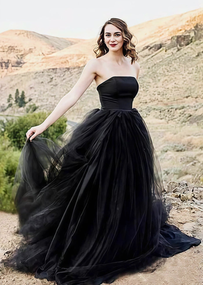 Mamie | Gothic Black Corset Strapless Backless Wedding Dress Train - Black - PromDressClub